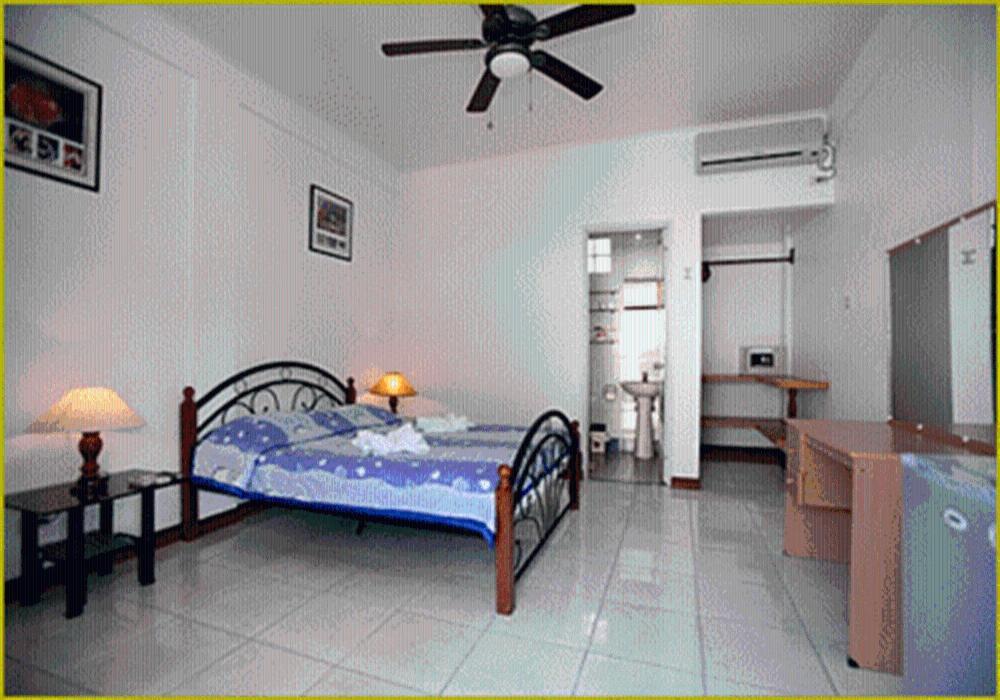 Lalaguna Beach Club And Dive Centre Puerto Galera Δωμάτιο φωτογραφία