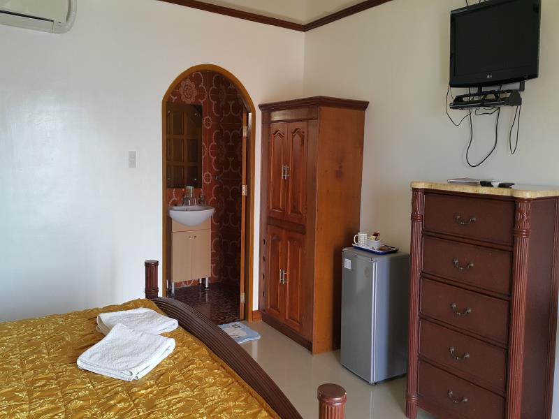 Lalaguna Beach Club And Dive Centre Puerto Galera Εξωτερικό φωτογραφία